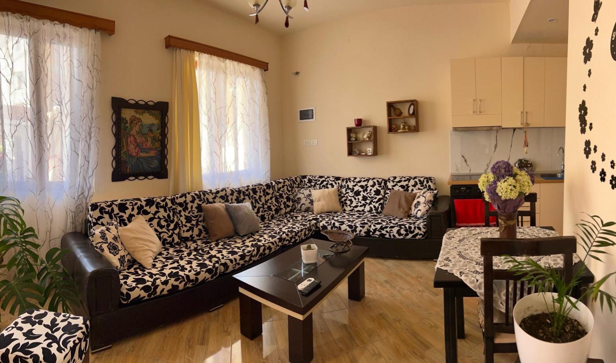 Villa Ensalv Berat - Apartment - Room - Penthouse Ruang foto