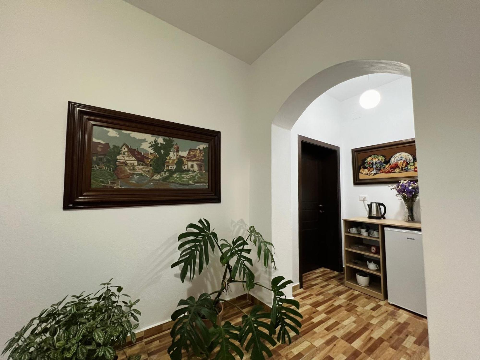 Villa Ensalv Berat - Apartment - Room - Penthouse Ruang foto